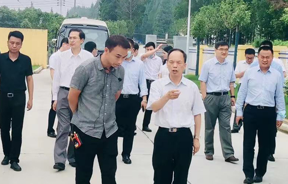 财政部条法司赖永添副司长赴广华污水处理厂调研